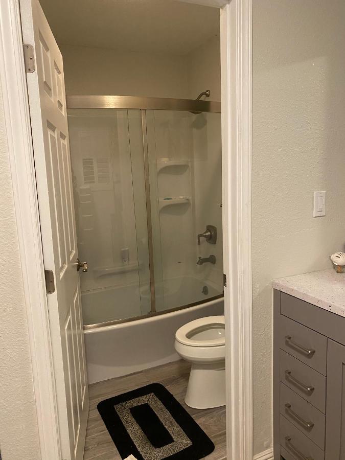 Private Room In Los Angeles With Ac, Strong Wifi, Smart Tv, Work Desk Near Sofi Stadium Экстерьер фото